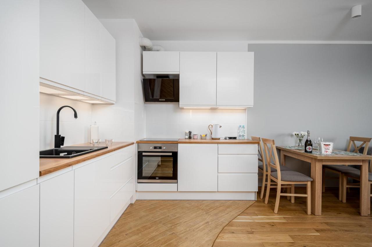 Warsaw Apartments White Esterno foto